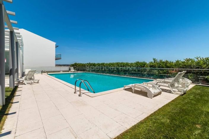 Image No.27-3 Bed House for sale