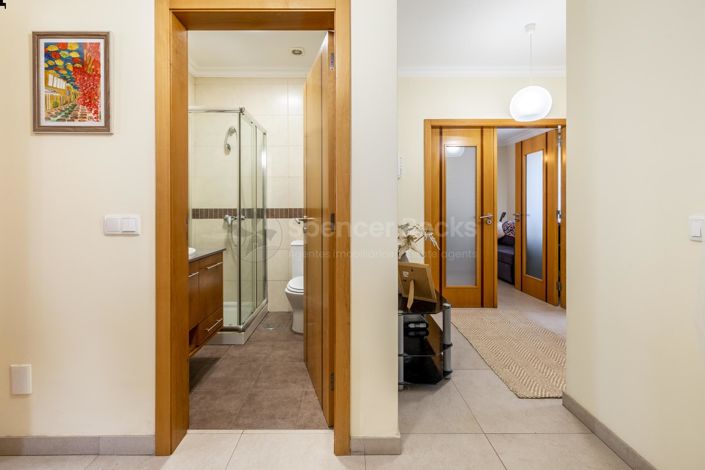 Image No.11-3 Bed House for sale