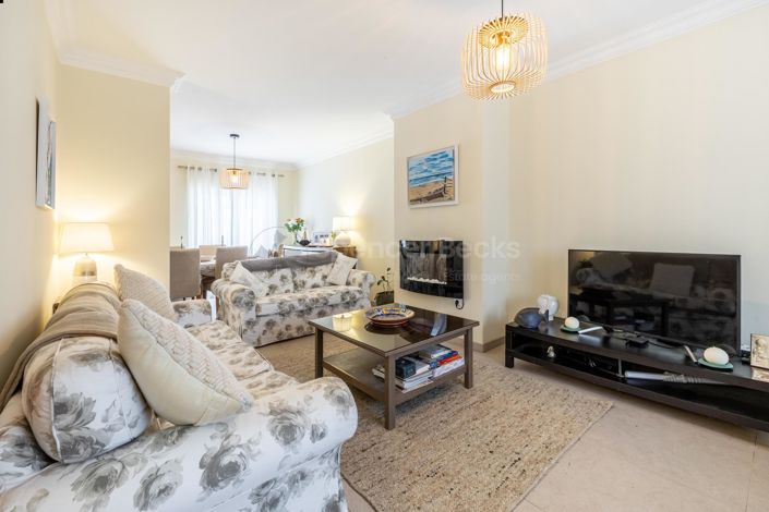 Image No.3-3 Bed House for sale