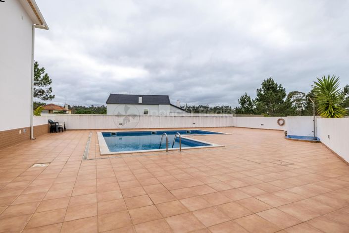 Image No.31-3 Bed House for sale