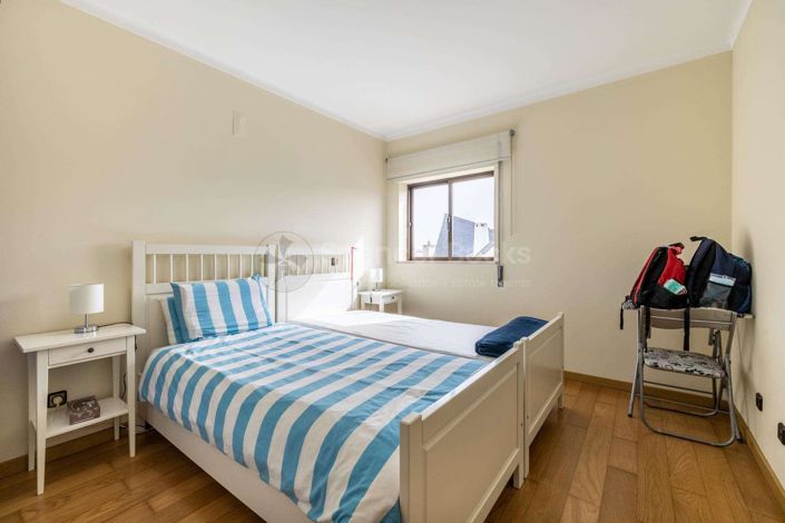 Image No.21-2 Bed Apartment for sale