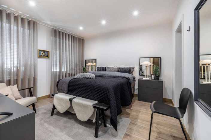 Image No.16-2 Bed Apartment for sale