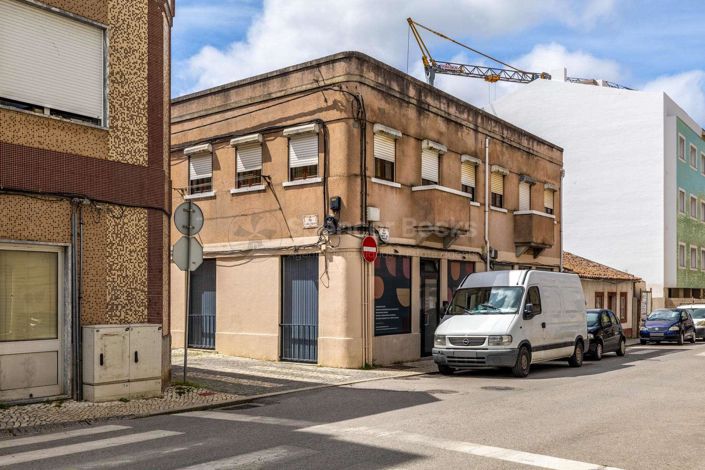 Image No.24-2 Bed Apartment for sale