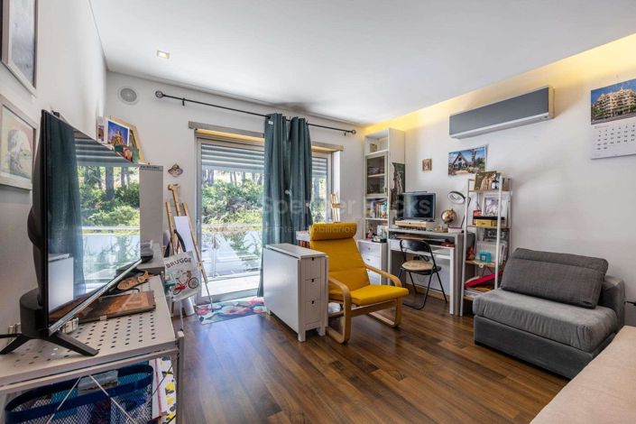 Image No.22-3 Bed House for sale