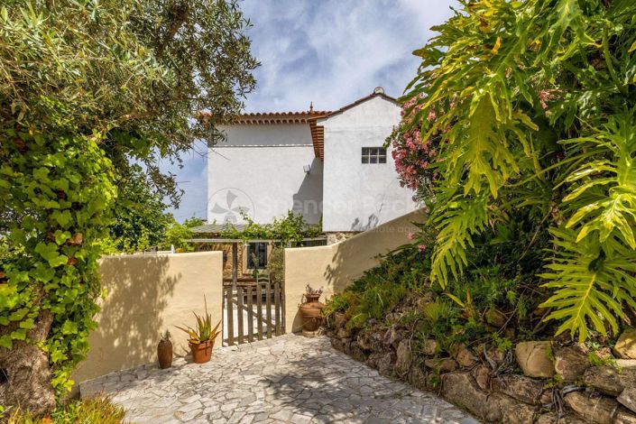 Image No.2-5 Bed House for sale