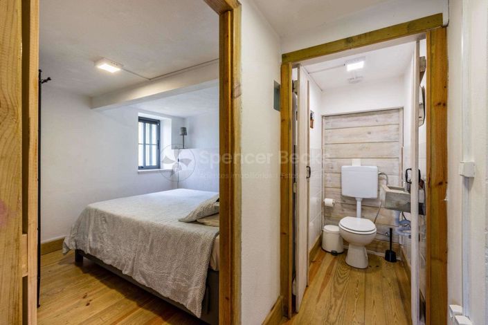 Image No.28-5 Bed House for sale