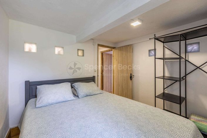 Image No.29-5 Bed House for sale