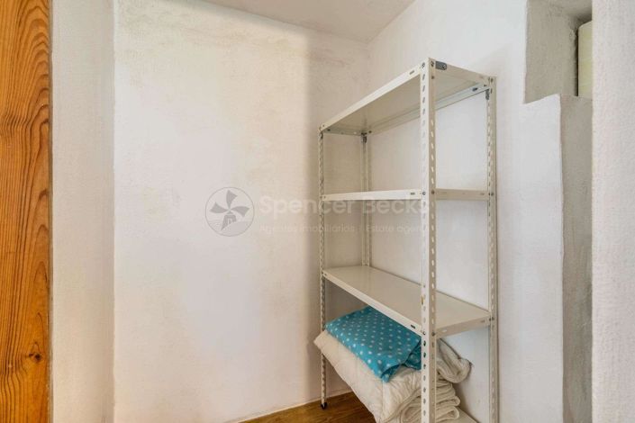 Image No.42-5 Bed House for sale