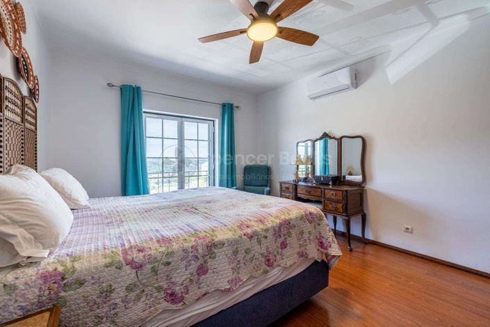 Image No.12-4 Bed House for sale