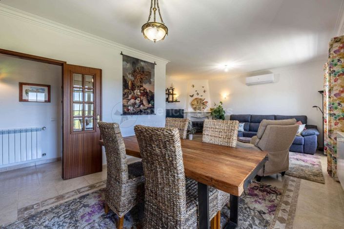 Image No.5-4 Bed House for sale