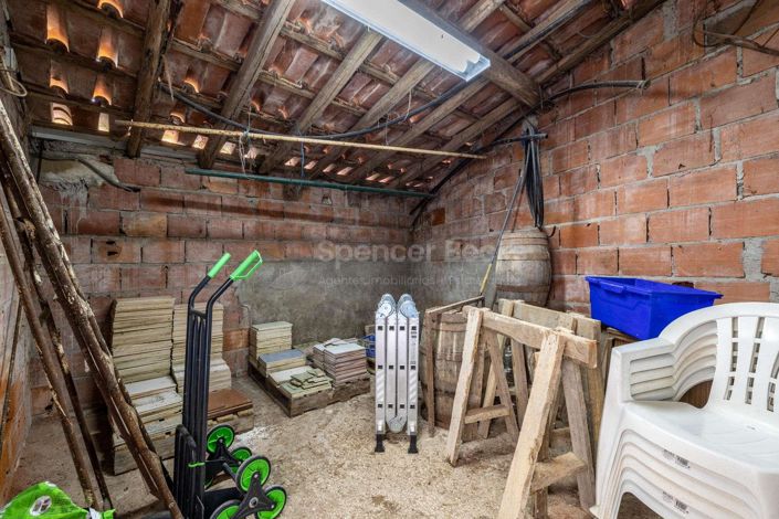 Image No.33-4 Bed House for sale