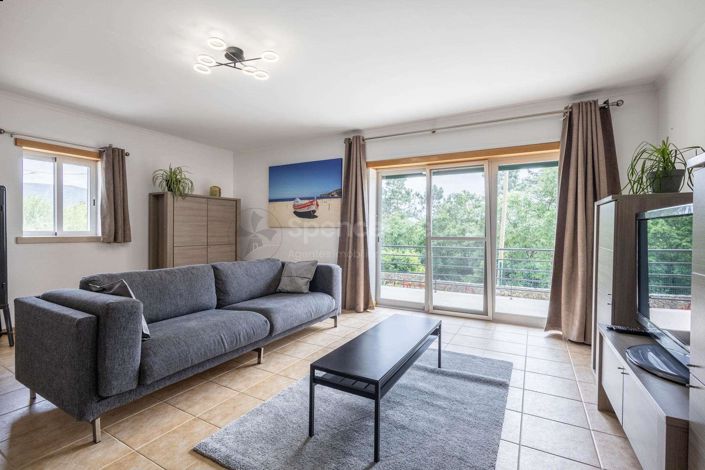 Image No.9-6 Bed House for sale