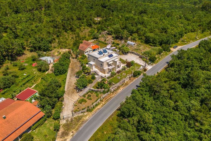 Image No.58-6 Bed House for sale