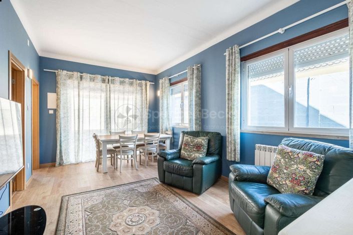 Image No.17-4 Bed House for sale