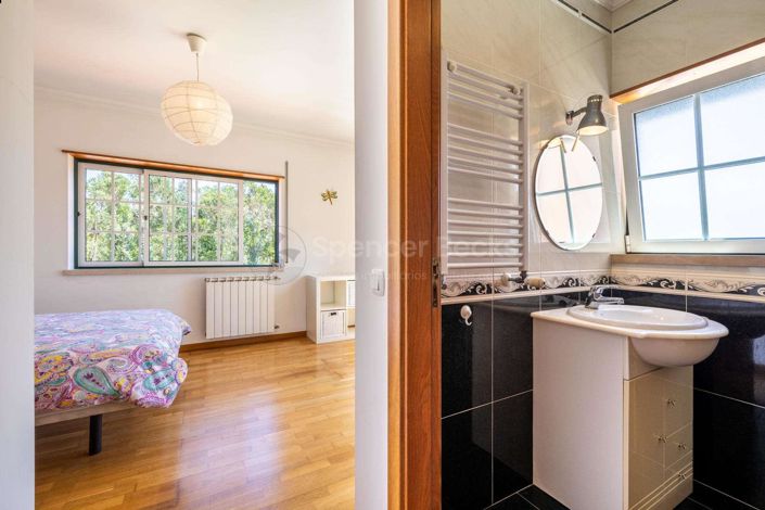 Image No.23-4 Bed House for sale