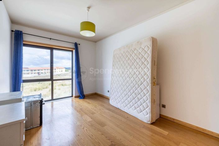 Image No.21-3 Bed Apartment for sale