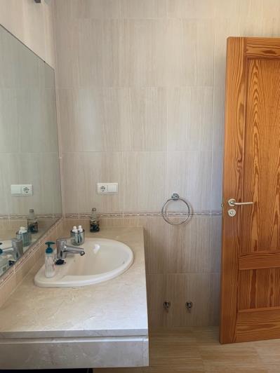 Image No.25-3 Bed Penthouse for sale