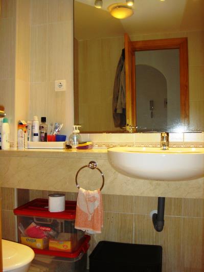 Image No.20-2 Bed Apartment for sale