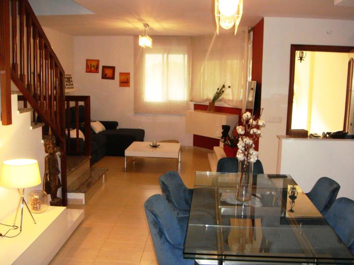 Image No.9-3 Bed Townhouse for sale