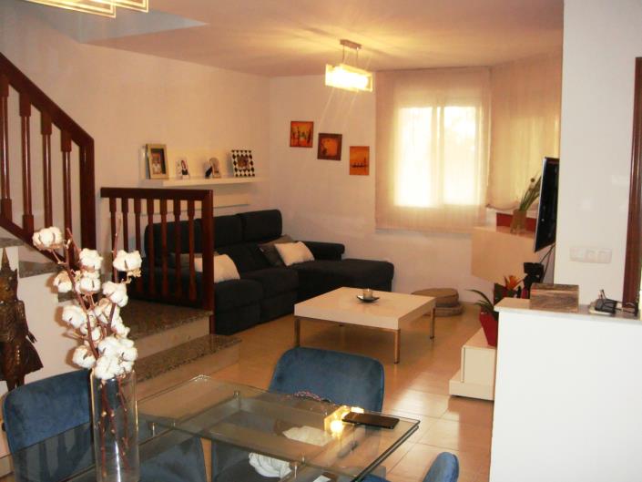 Image No.6-3 Bed Townhouse for sale