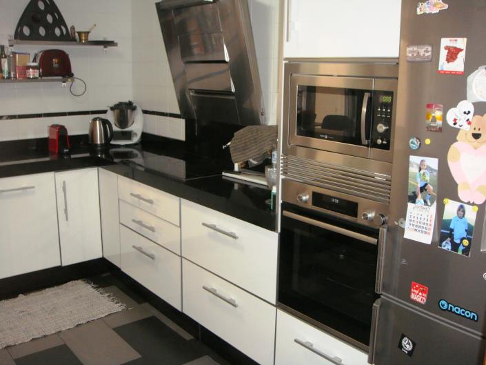 Image No.14-3 Bed Townhouse for sale