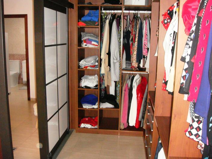 Image No.22-3 Bed Townhouse for sale