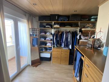 22-Vestidor