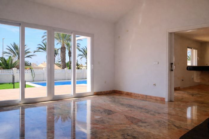 Image No.9-Villa de 4 chambres à vendre à Almerimar