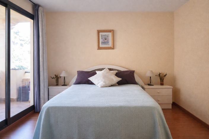 Image No.12-2 Bed Apartment for sale