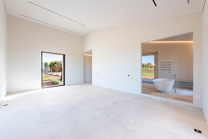 Image No.5-4 Bed Villa for sale