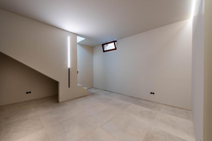 Image No.13-4 Bed Villa for sale