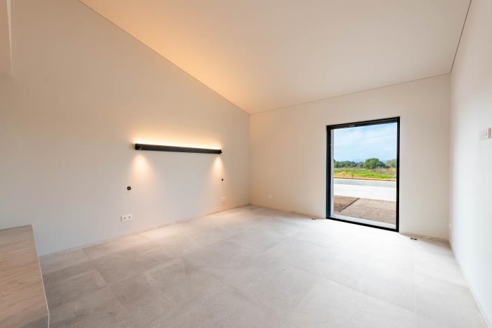 Image No.15-4 Bed Villa for sale