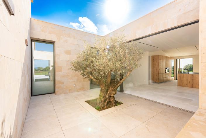 Image No.24-4 Bed Villa for sale