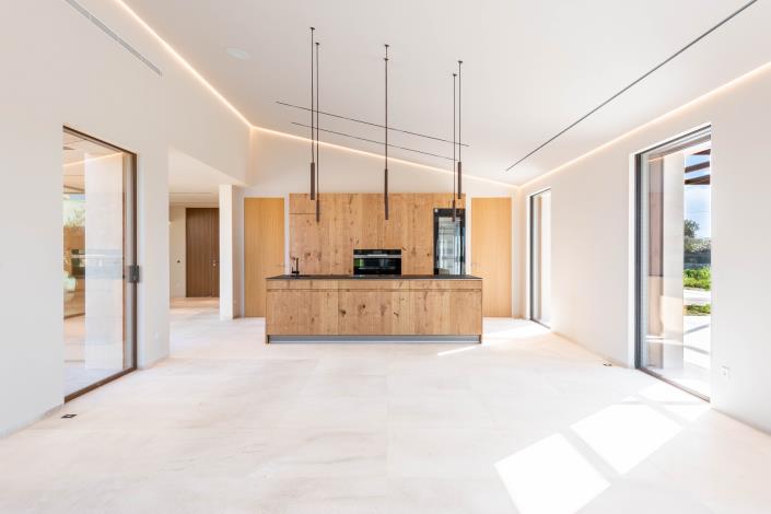 Image No.25-4 Bed Villa for sale