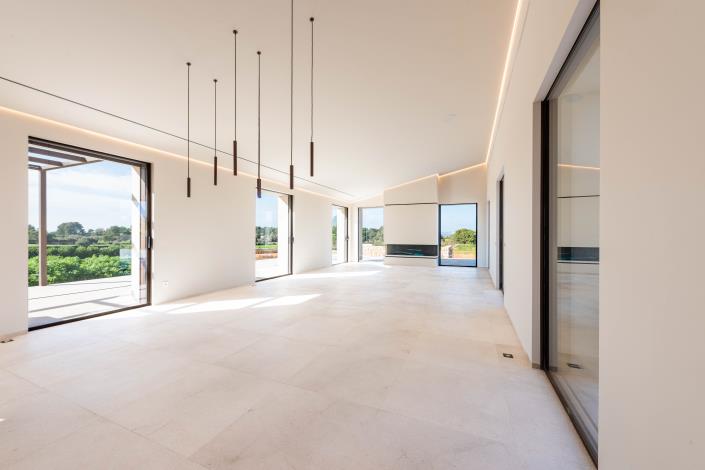 Image No.30-4 Bed Villa for sale