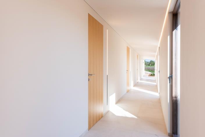 Image No.32-4 Bed Villa for sale