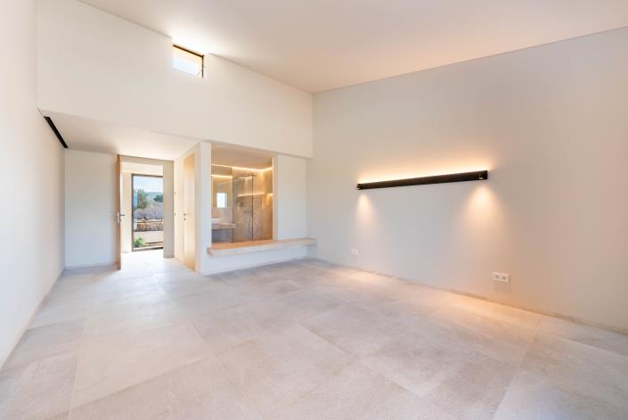 Image No.34-4 Bed Villa for sale