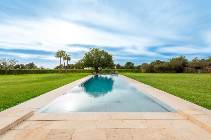 Image No.10-6 Bed Villa for sale