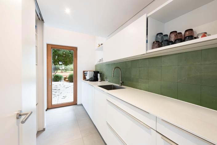 Image No.25-6 Bed Villa for sale