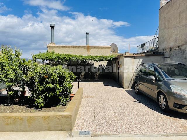 Image No.3-4 Bed Village House for sale