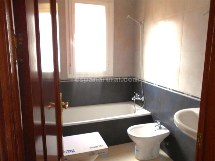 Image No.11-4 Bed Villa for sale