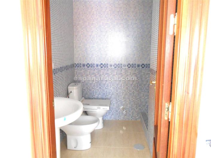 Image No.7-4 Bed Villa for sale