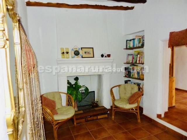 Image No.17-Maison de village de 7 chambres à vendre à Sierro