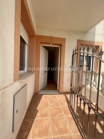 Image No.1-3 Bed Apartment for sale