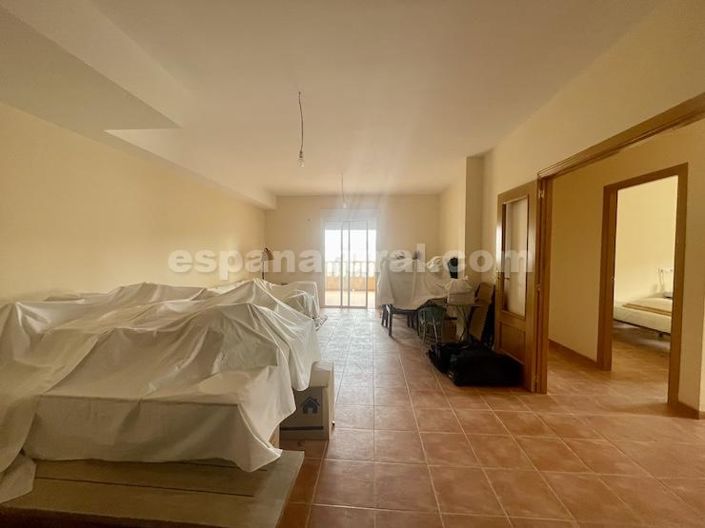 Image No.13-3 Bed Apartment for sale