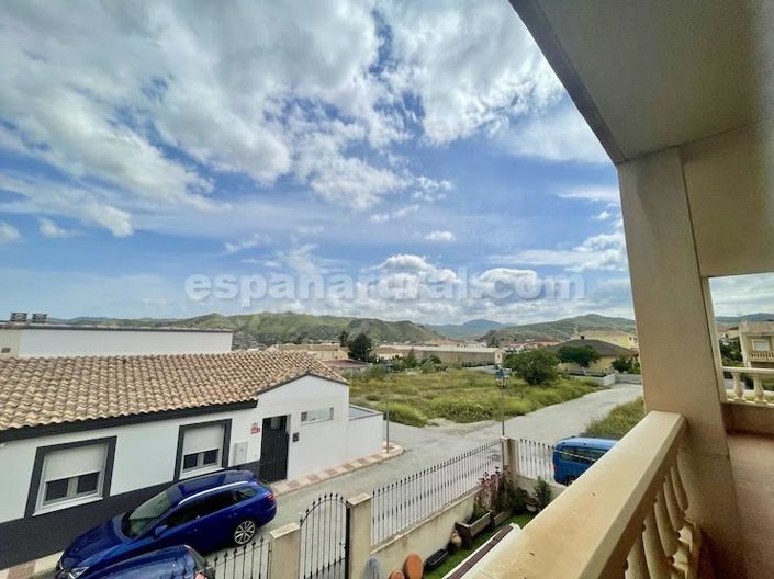 Image No.16-3 Bed Apartment for sale