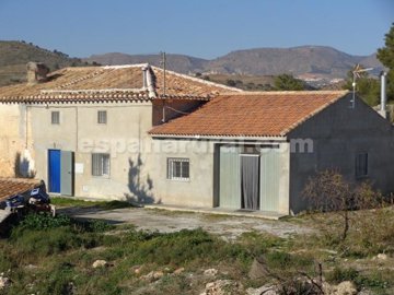 Maison de campagne de 5 chambres à vendre à Oria