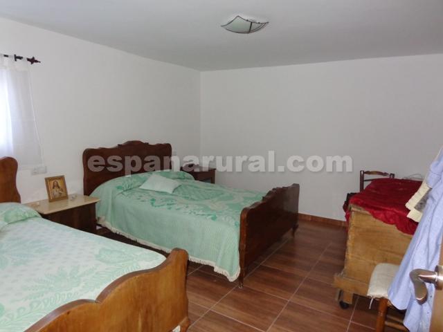 Image No.6-Maison de campagne de 5 chambres à vendre à Oria