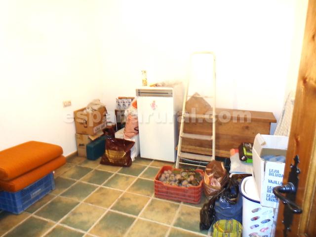 Image No.10-5 Bed Country House for sale