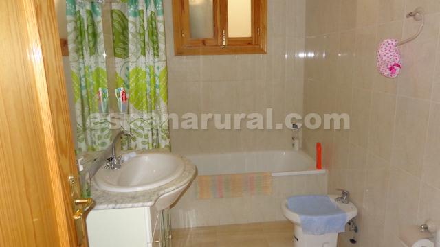 Image No.12-4 Bed Villa for sale